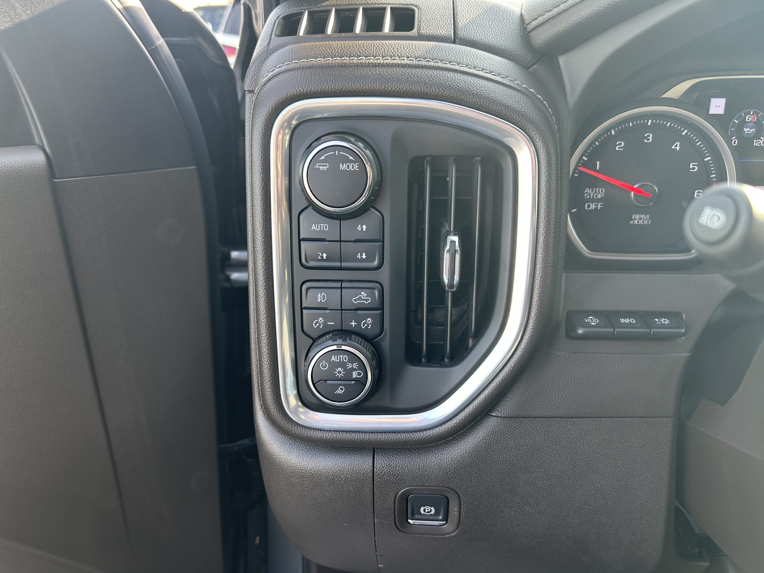 Used 2020 Chevrolet Silverado 1500 Ltz