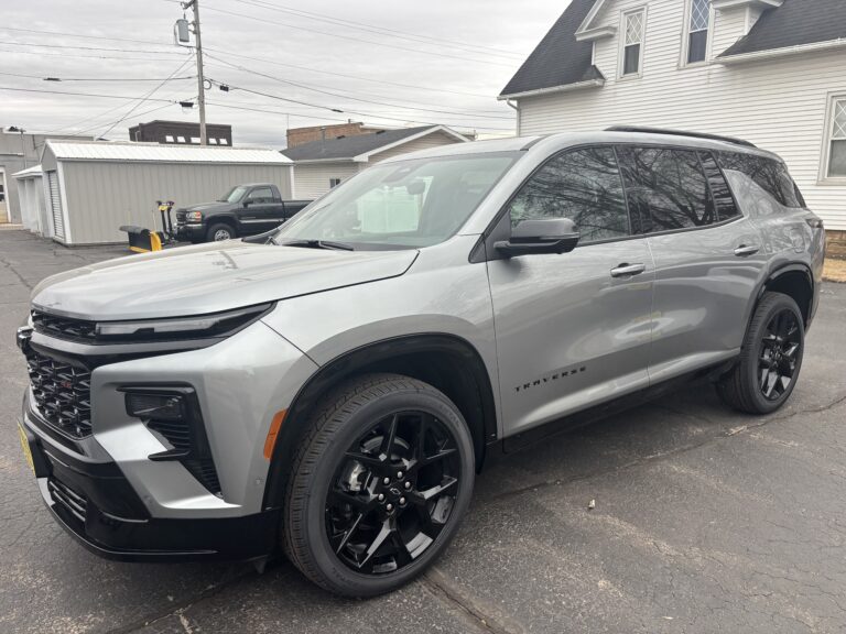 https://www.tillsauto.com/vehicle/new-2026-chevrolet-traverse-awd-rs/