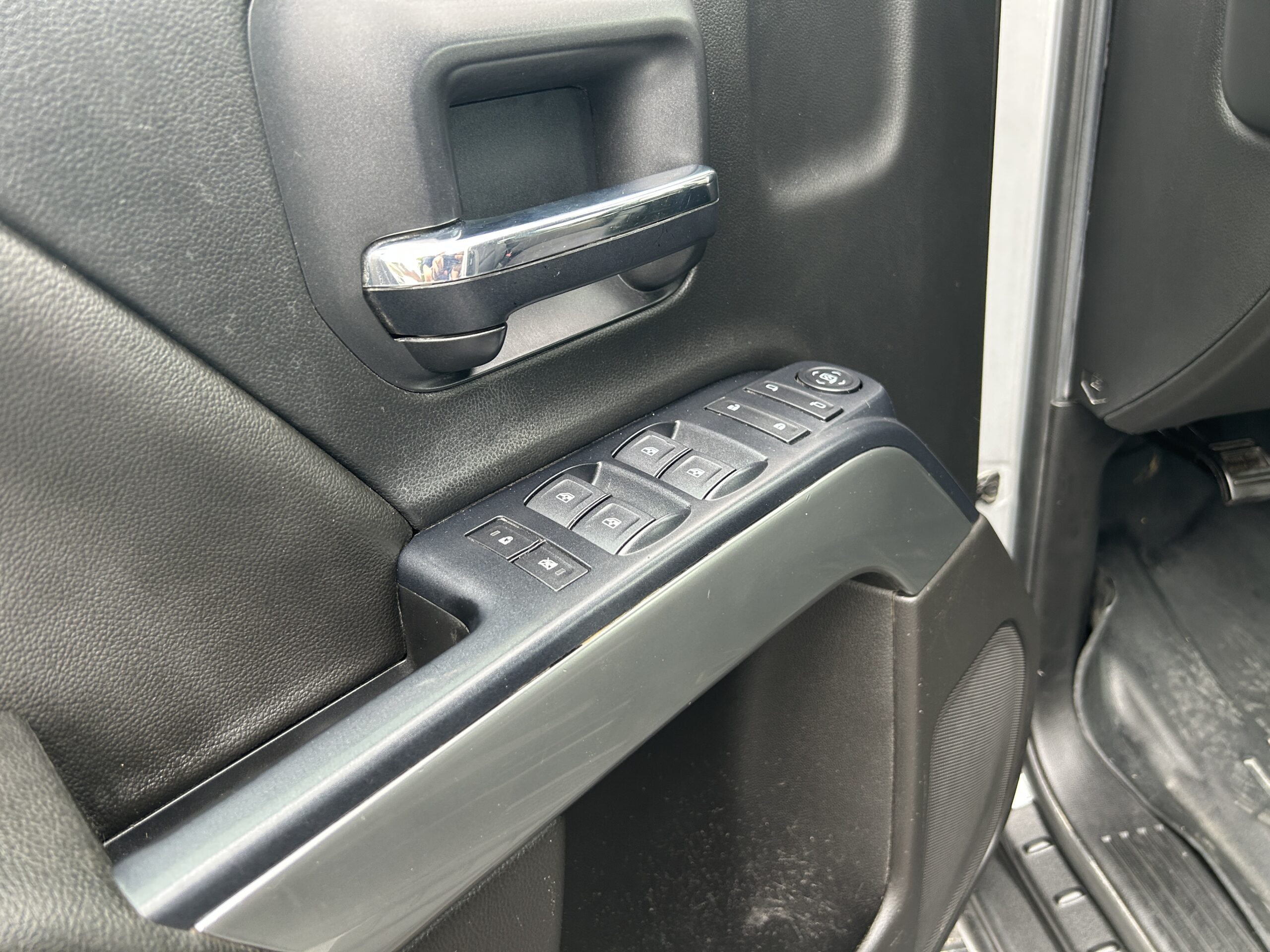 Used 2018 Chevrolet Silverado 1500 Lt